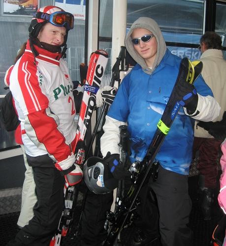SKI