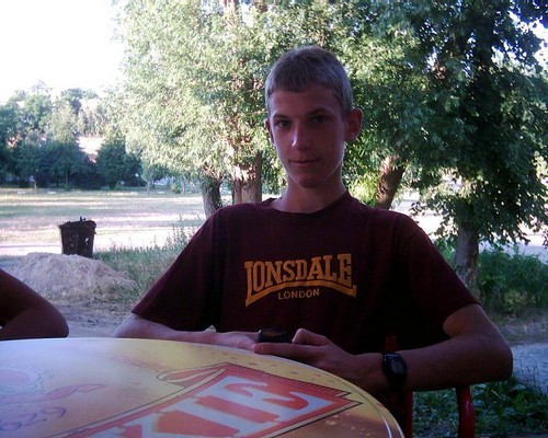 Nie trzeba mi Twoich ez .......