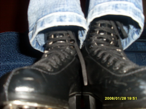              ^   I'ts My Live  ^