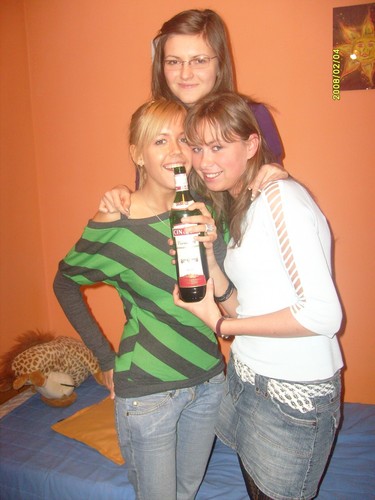 TO CO CZY to co DZIELI>>>
