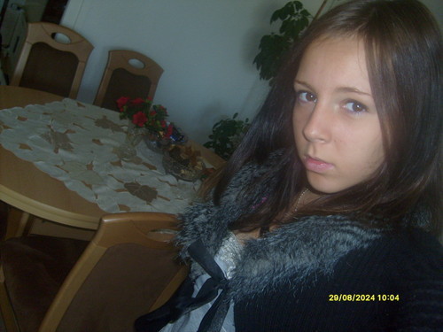 .:)):*
