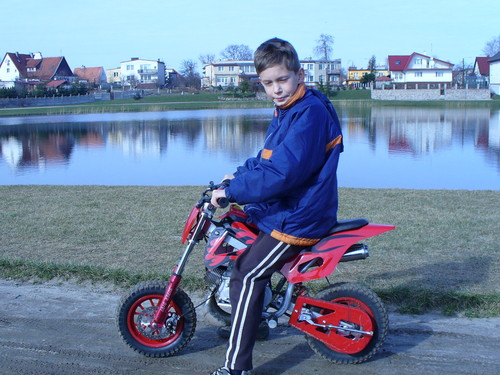 mj motorek:):):):)