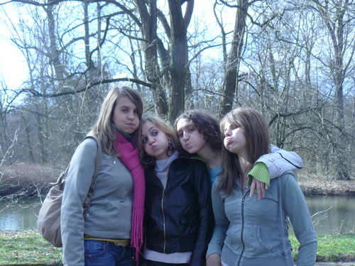 Mafia opuchnitych czubQw :)