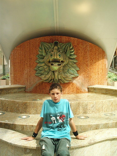  Holiday