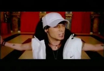 >> US5 >> Just Because of you