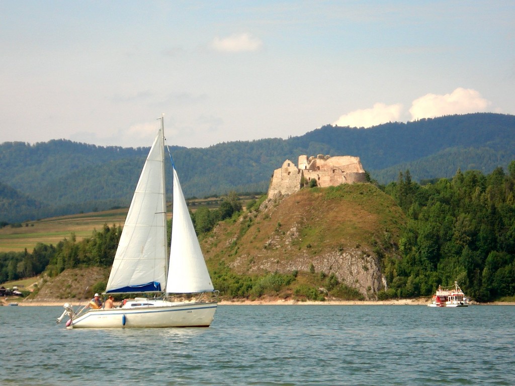 Jezioro Czorsztyskie.