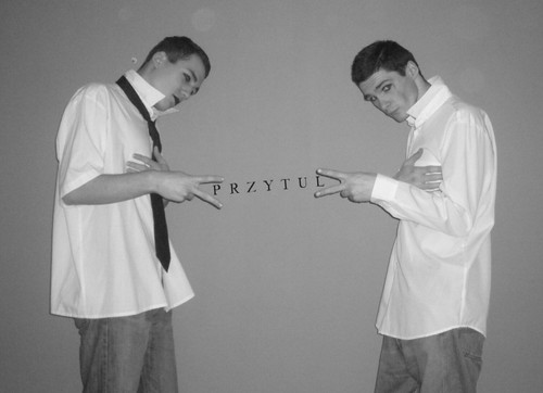 < P r Z y T u L >