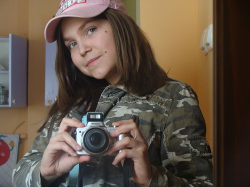 Ja;]