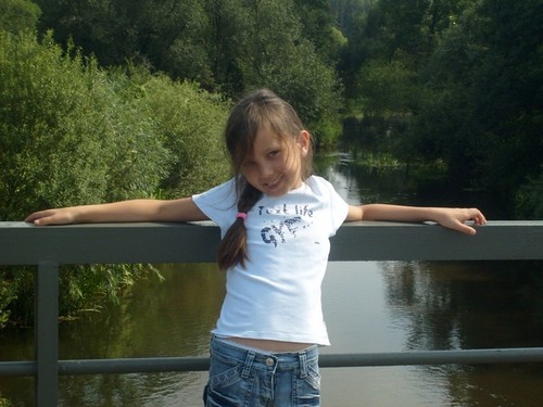 Przy mosciku:D