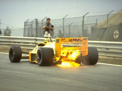 Ayrton w Lotusie
