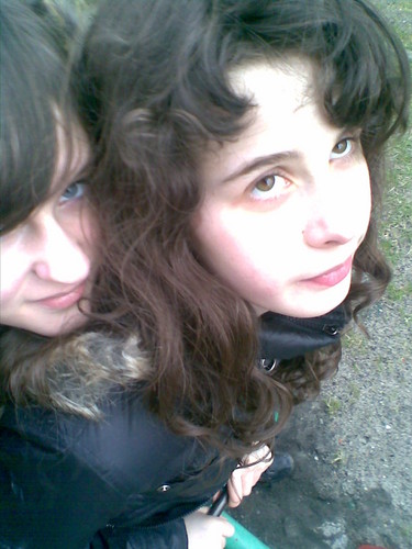 Z maR < 3