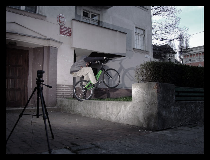 BIKE TRIAL