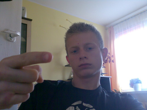 z palca w oko:)