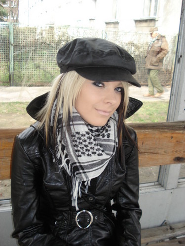 -= DlA kOgo muah :* =-