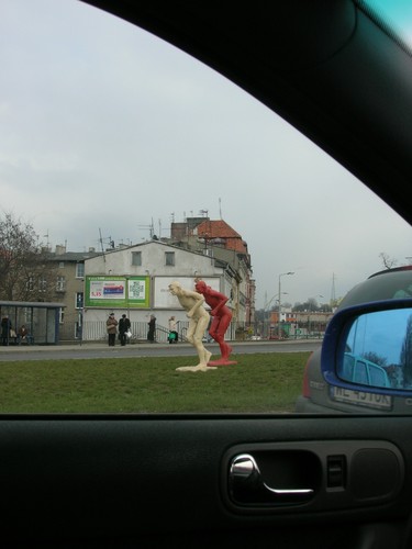 W biegu 