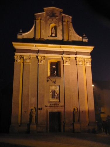 Ciemna jest noc...