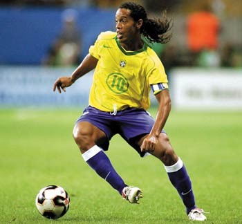 Ronaldinho    :)