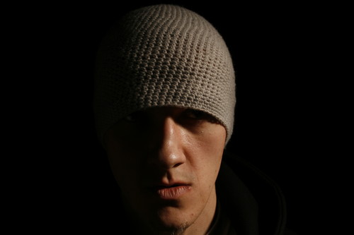 Portret na czarnym tle
