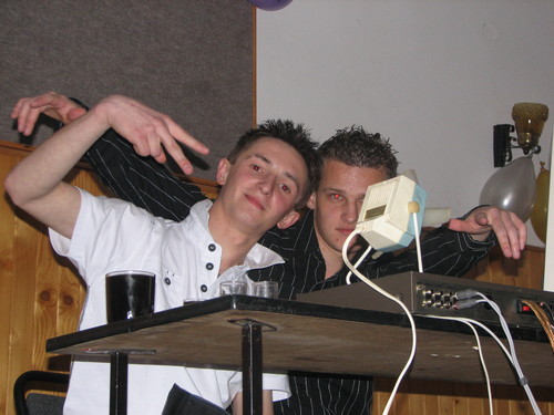 Dj'e