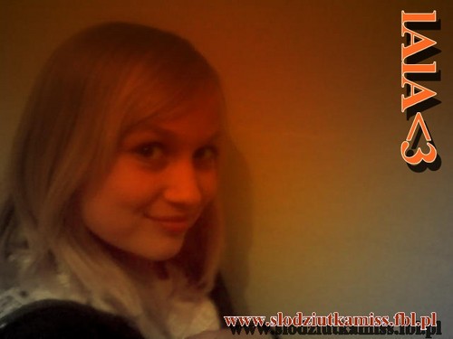 hmm..;x