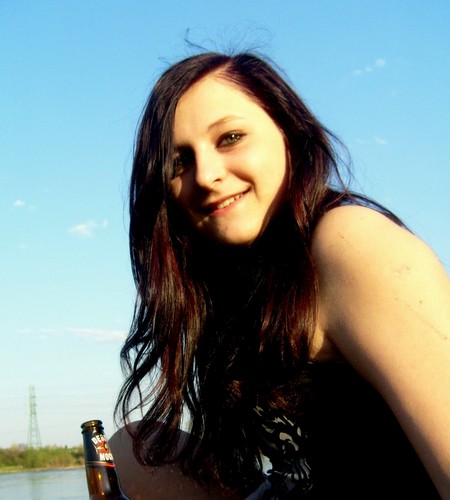 Bzyku ;**