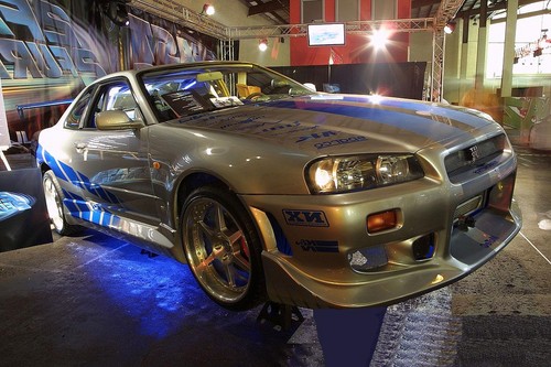NISSAN SKYLINE 