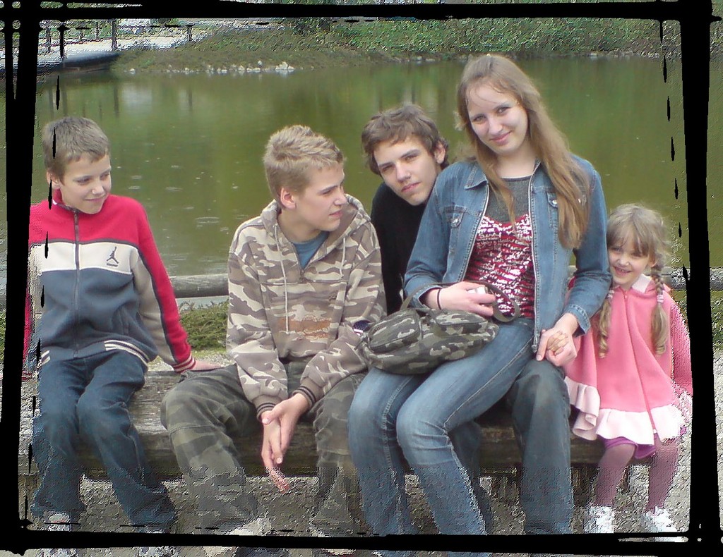 4/5 mojego rodzestwa i ja xP