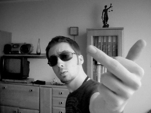 I C.H.U.J.