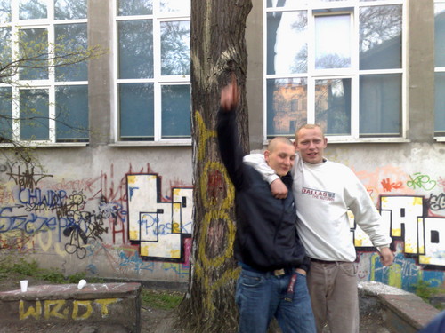 PizDa HaRdcOroWa ...:-) NOsAczEs