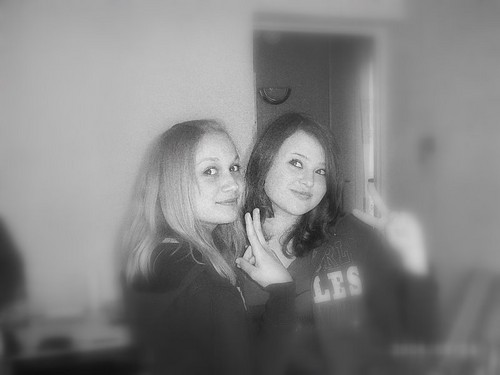 CiAoOo;*