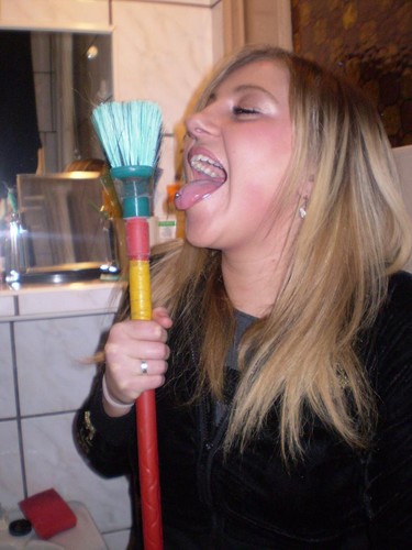 A taaaak! sOob!Ee JokEe...;]