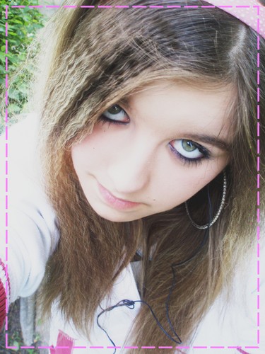 Myniia.