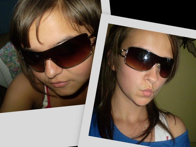 Eloo ZiomkY;**