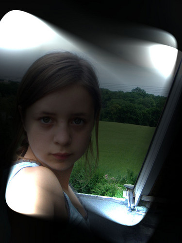 w wietle reflektorw