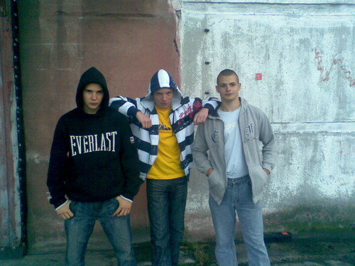 `eS            `ewe Squad |