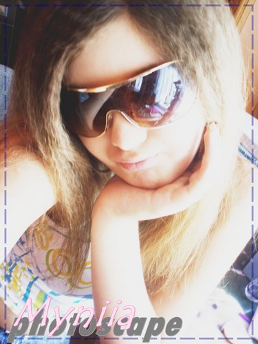 Myniia.