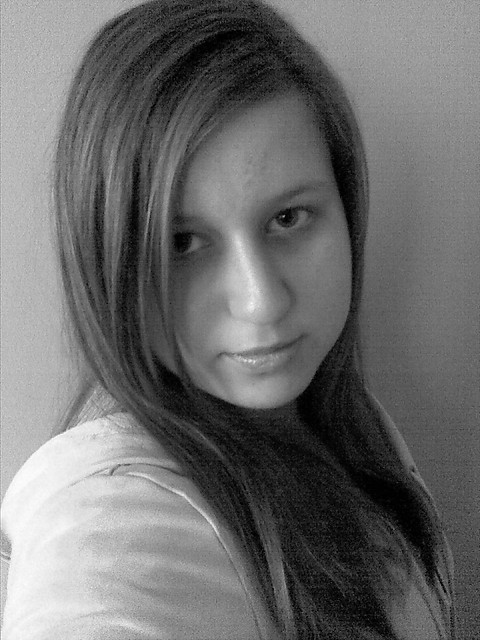 Smutna? ;)