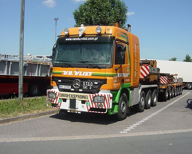 MB Actros V8 