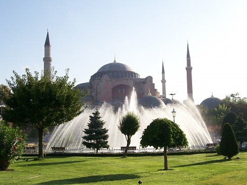 Istambu.