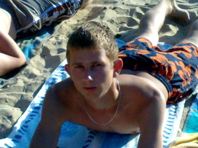 Wiadomo Z Kim i Gdzie ;*