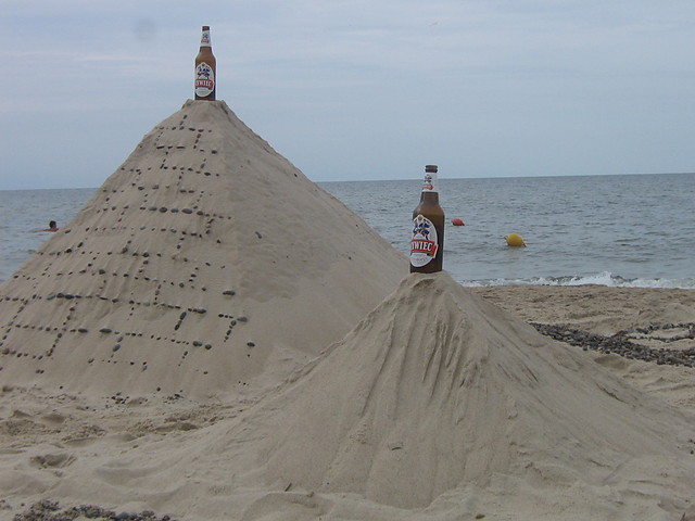 Piramidy w Pobierowie