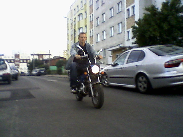 na motorach