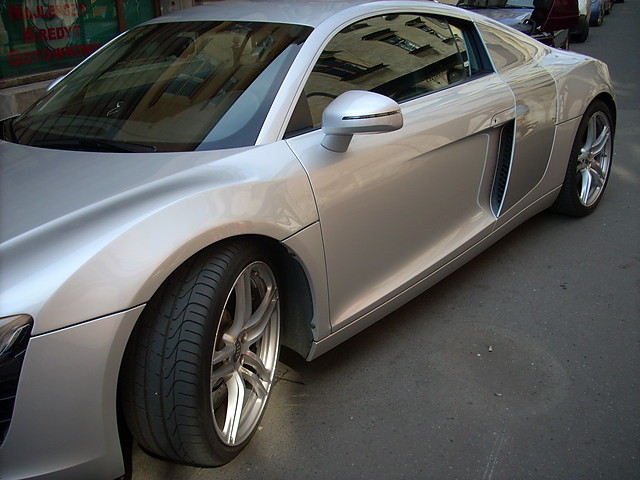R8