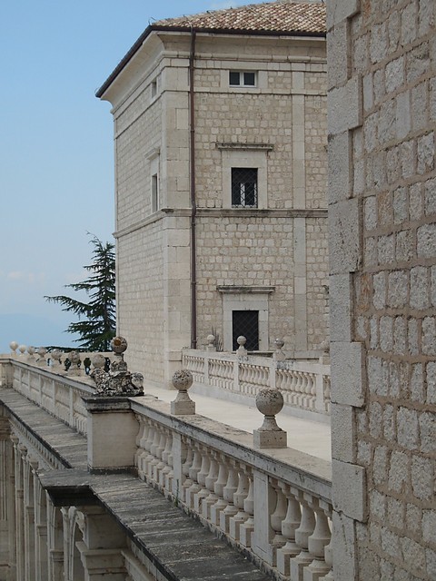 Klasztor II
