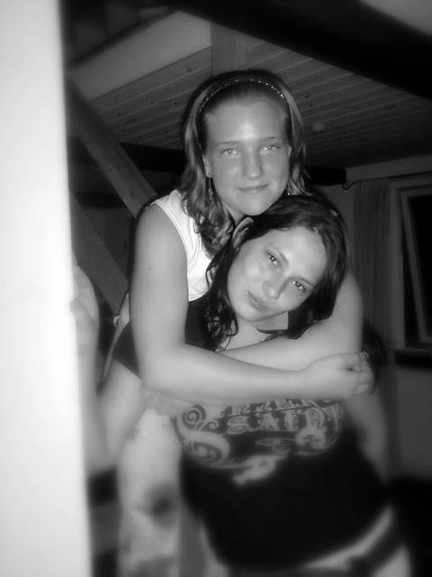 Ja& Renia