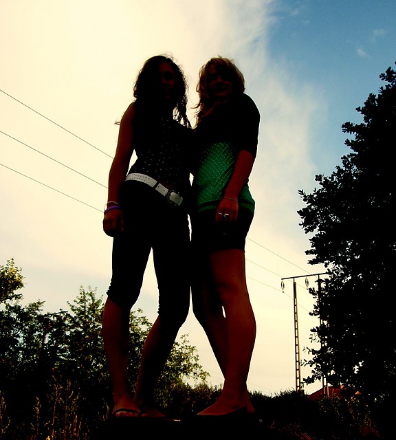 A mysterious persons...;*