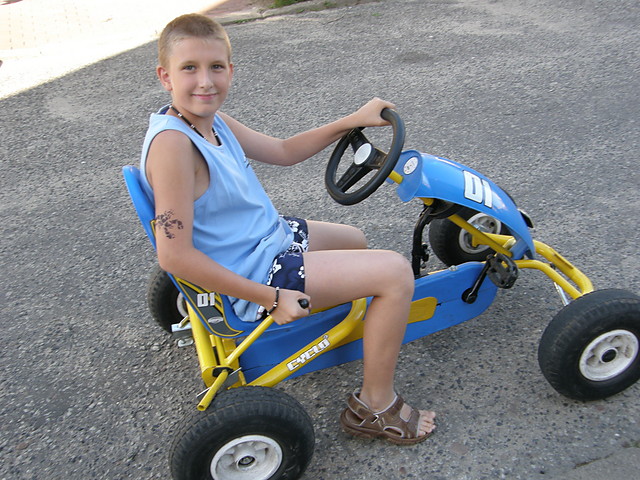 Na gokartach XD
