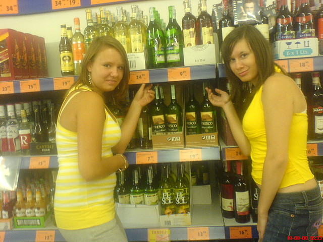 MoZe WiNkA??....
