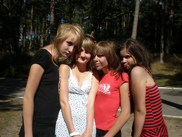 Z nimi ;*