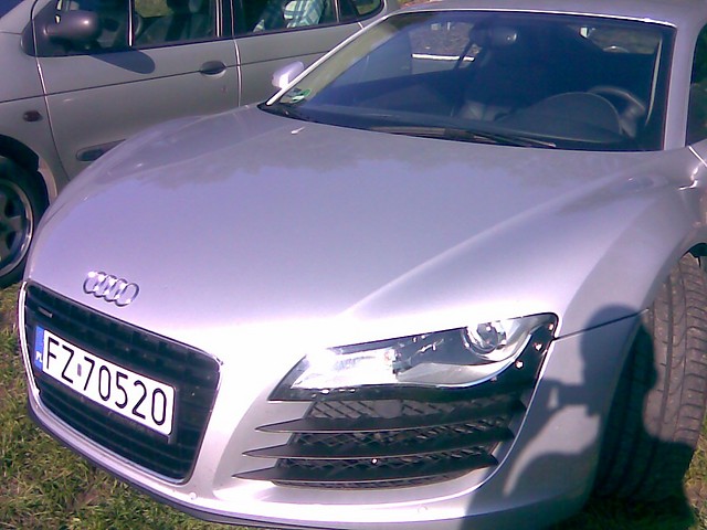 R8